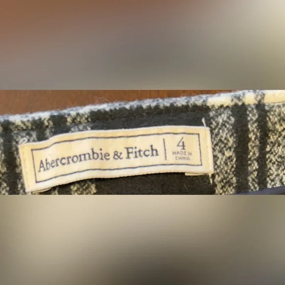 Y2K Abercrombie & Fitch Black Plaid Wool Blend Faux Wrap Mini Skirt Size 4 - Picture 4 of 10